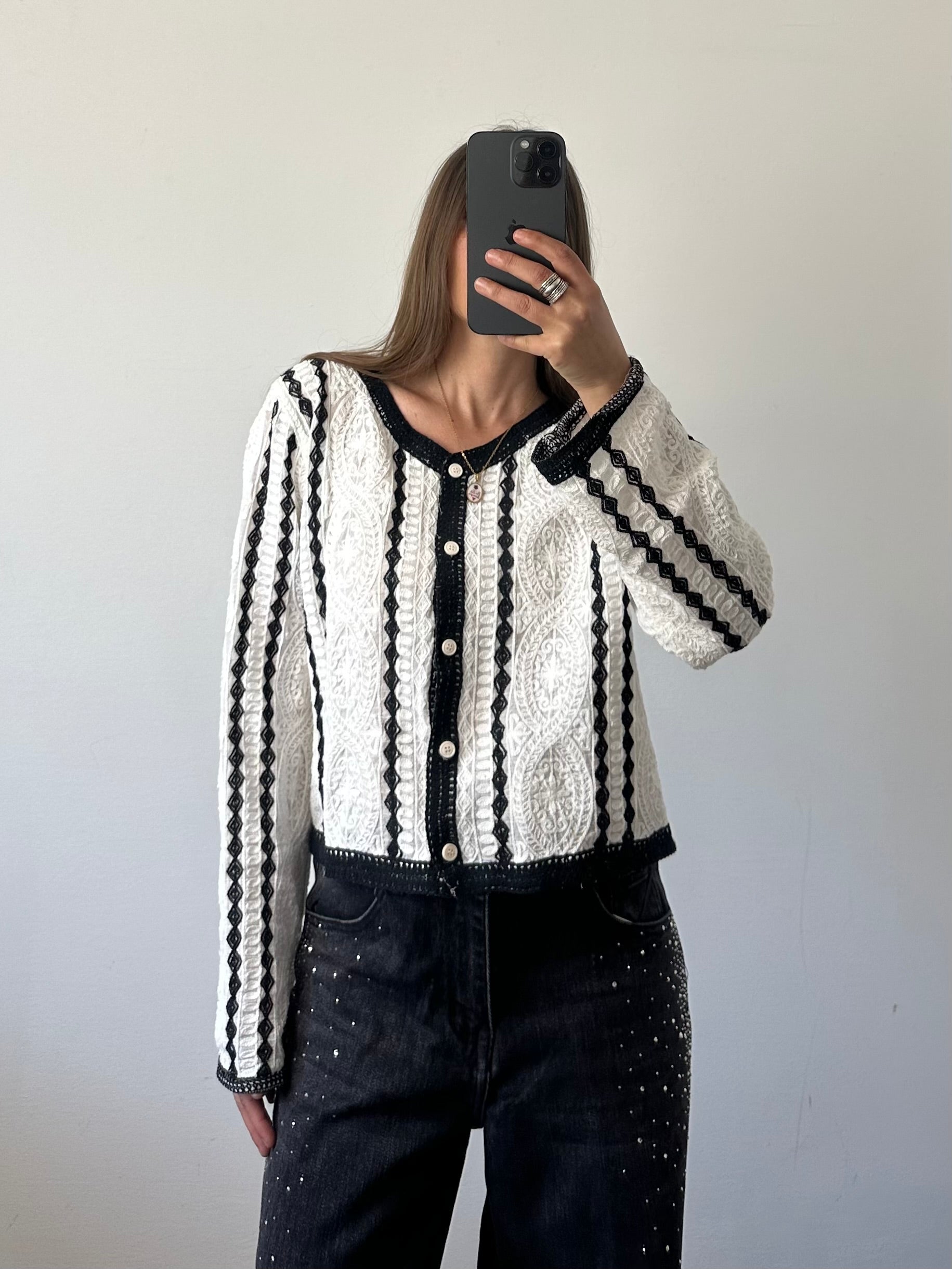 Cardigan GRECHE 100% cotone bianco-nero