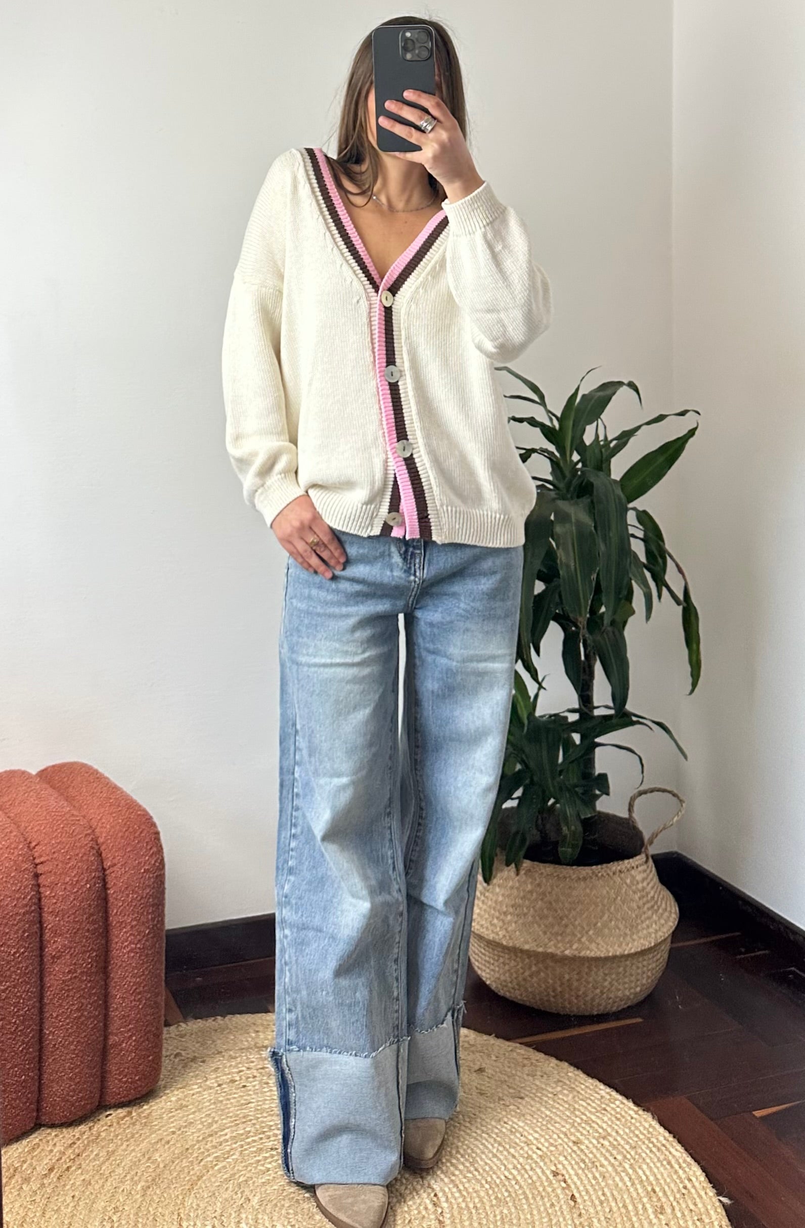 CARDIGAN SCOLLO A V misto cotone PANNA