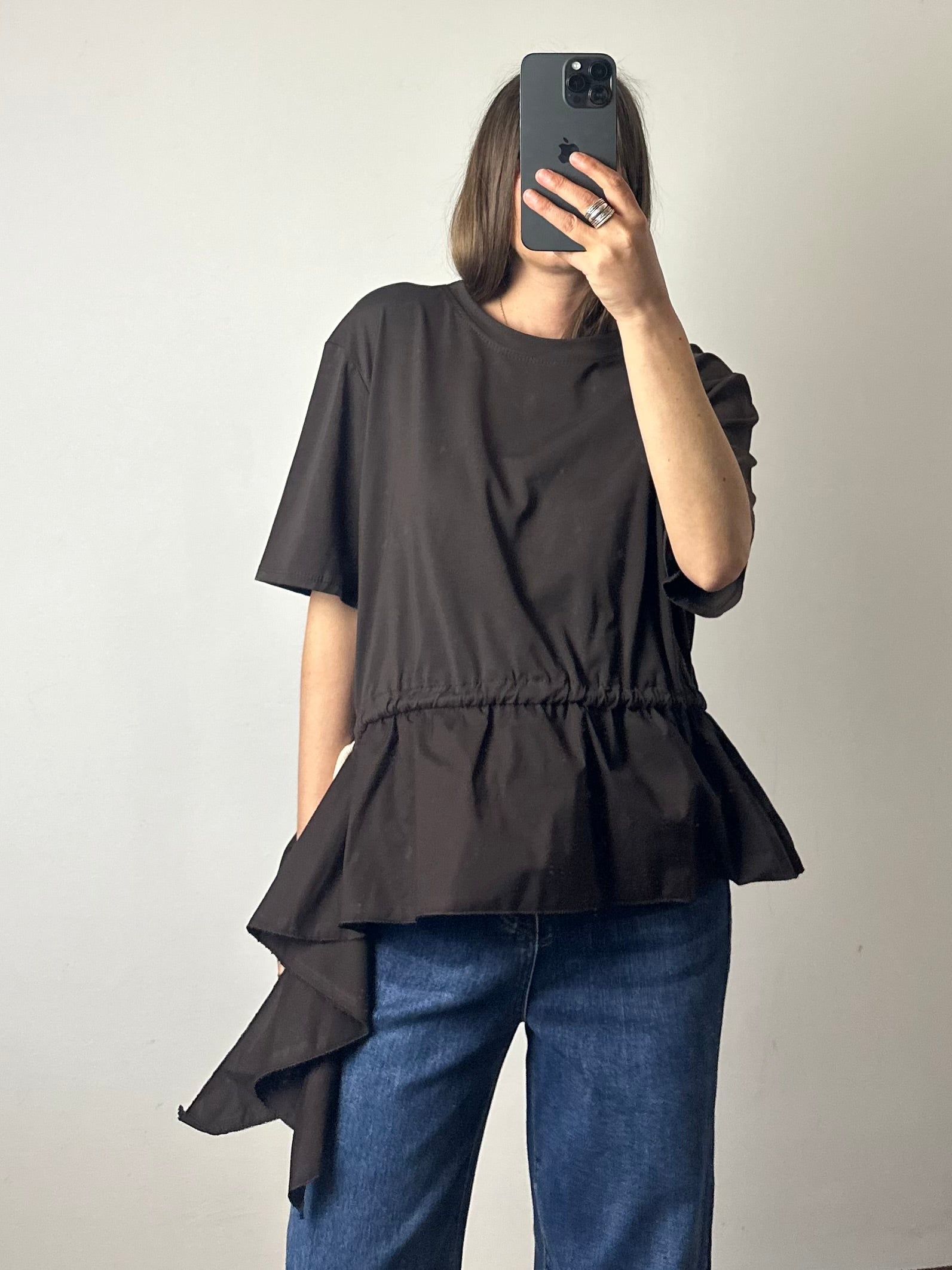 T-shirt volant in cotone marrone