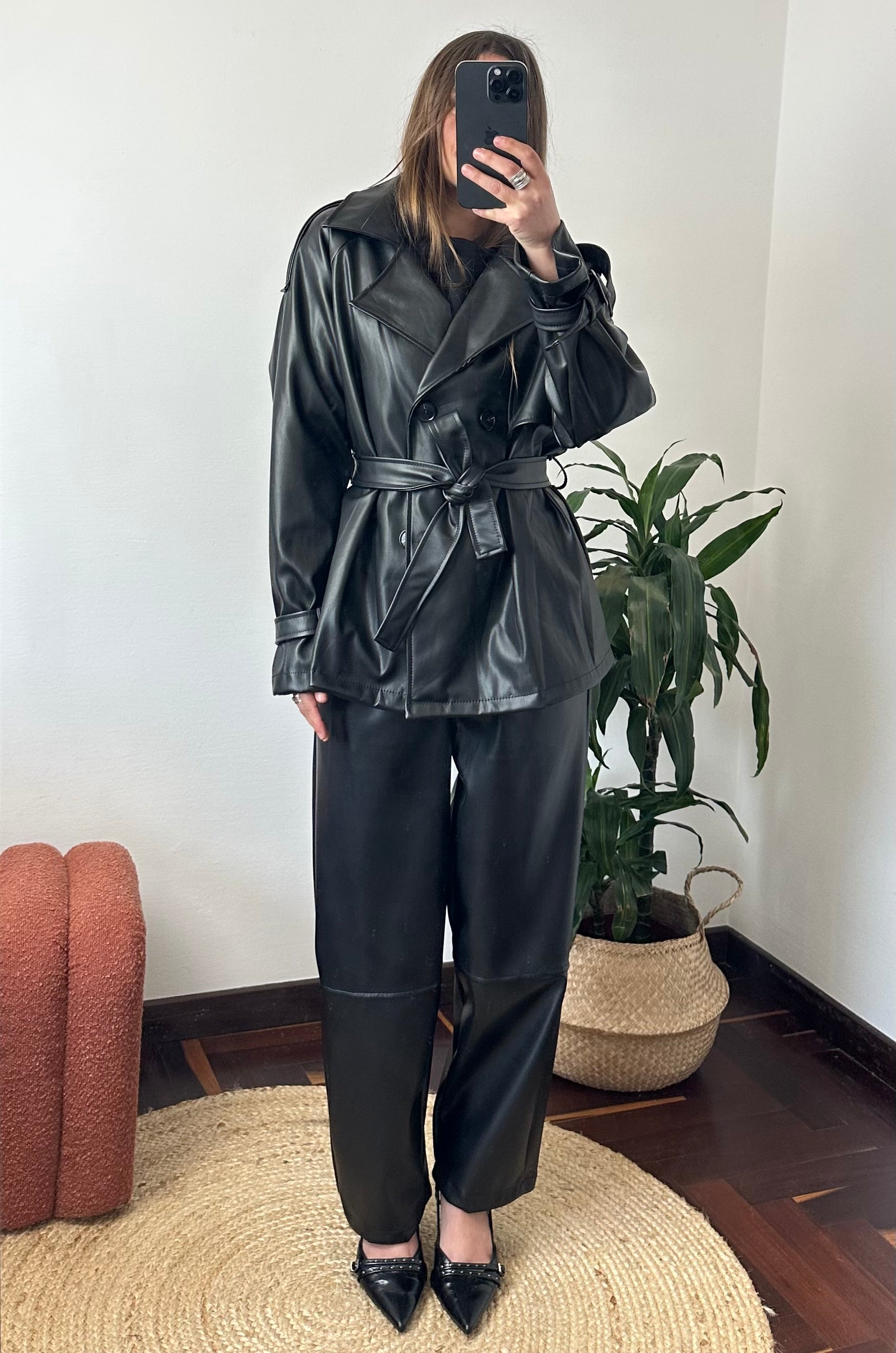 Trench in ecopelle nero