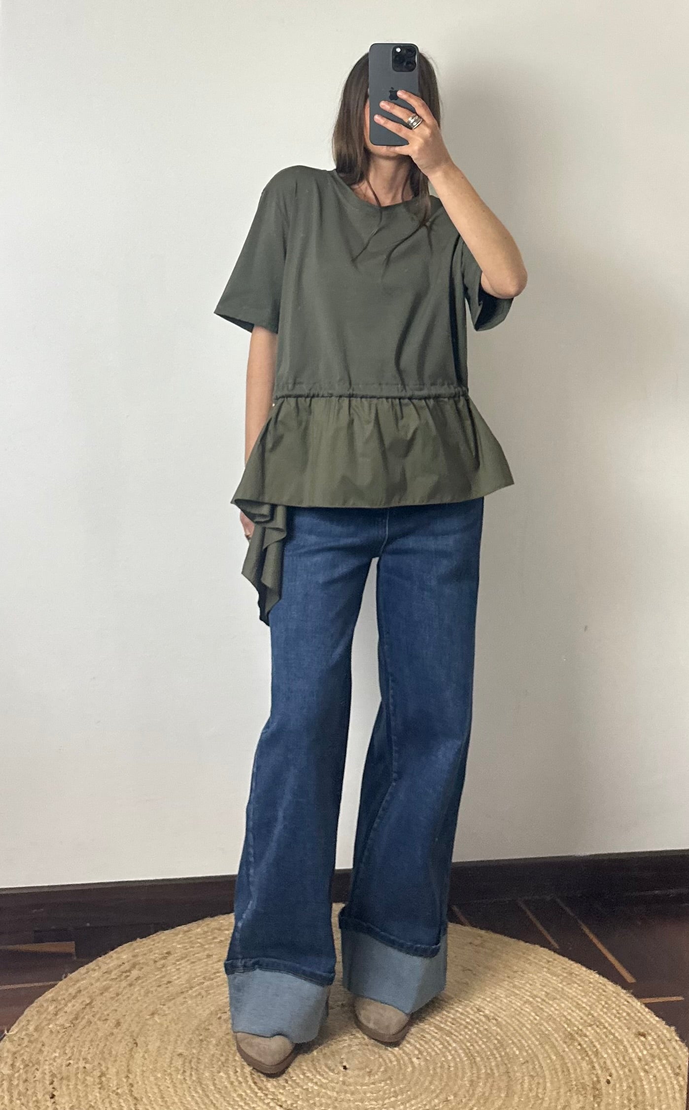 T-shirt volant in cotone verde