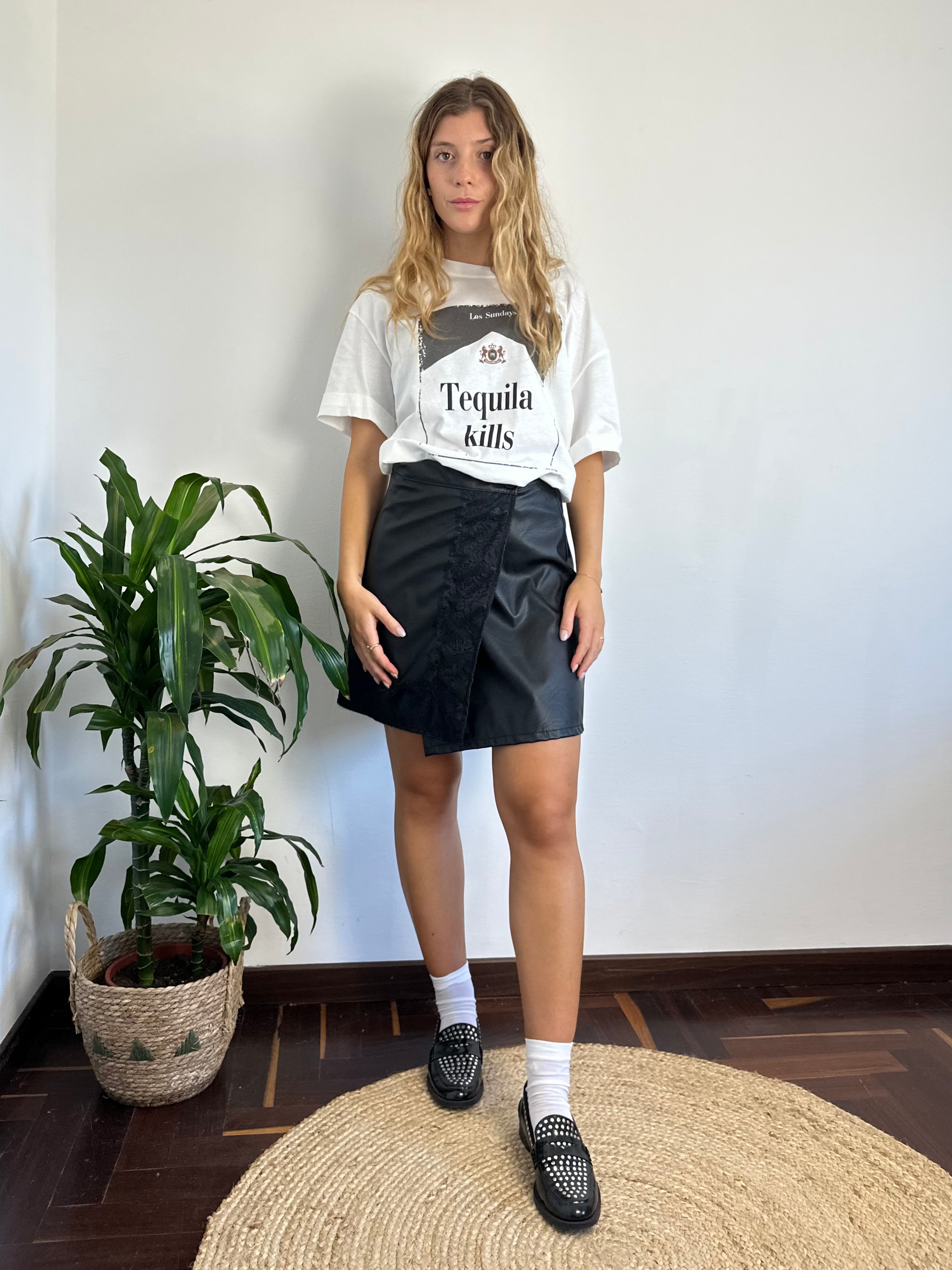 T-SHIRT 100% cotone “tequila” scritta nera