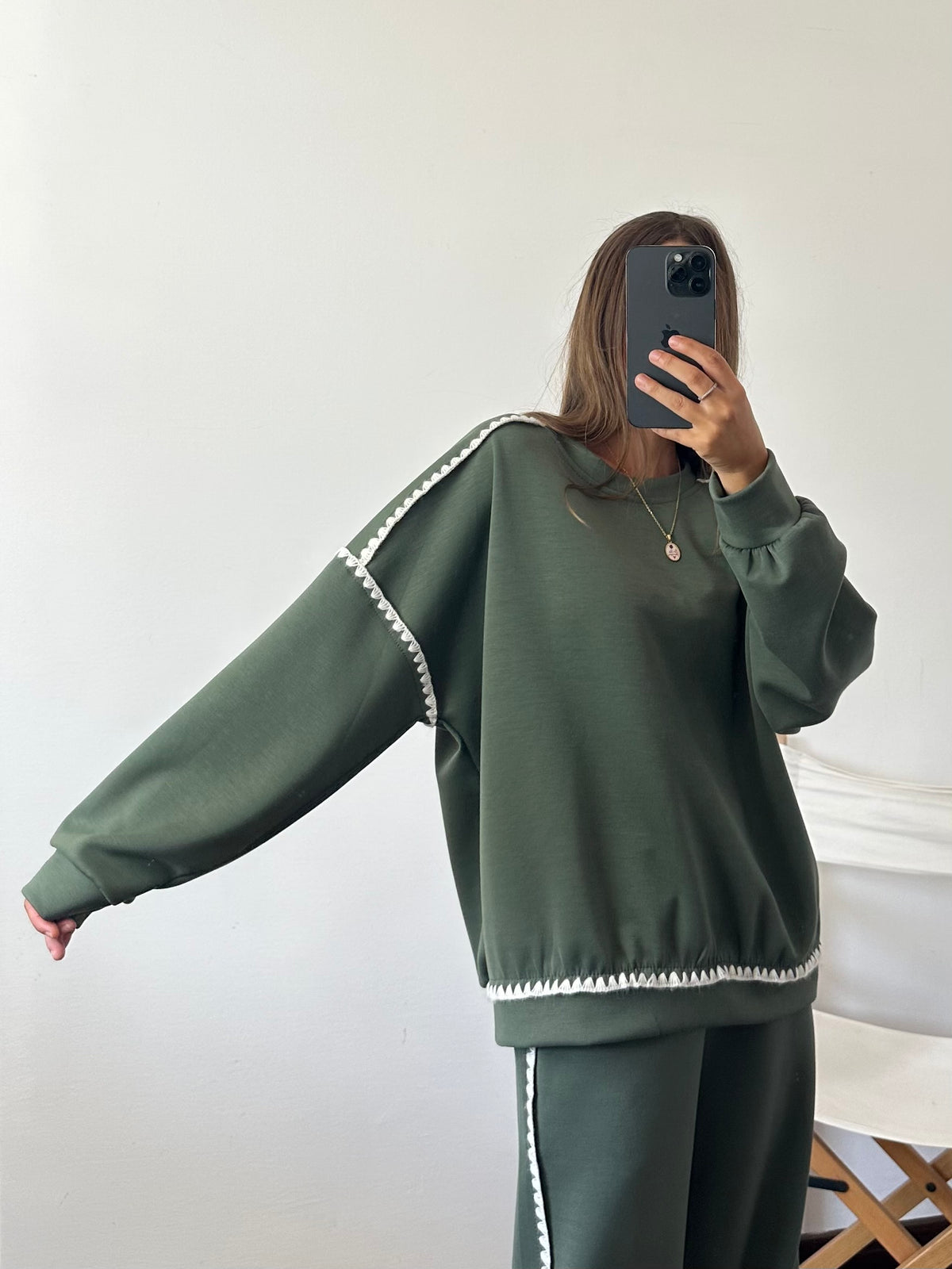 FELPA RICAMO PUNTO MILANO VERDE MILITARE