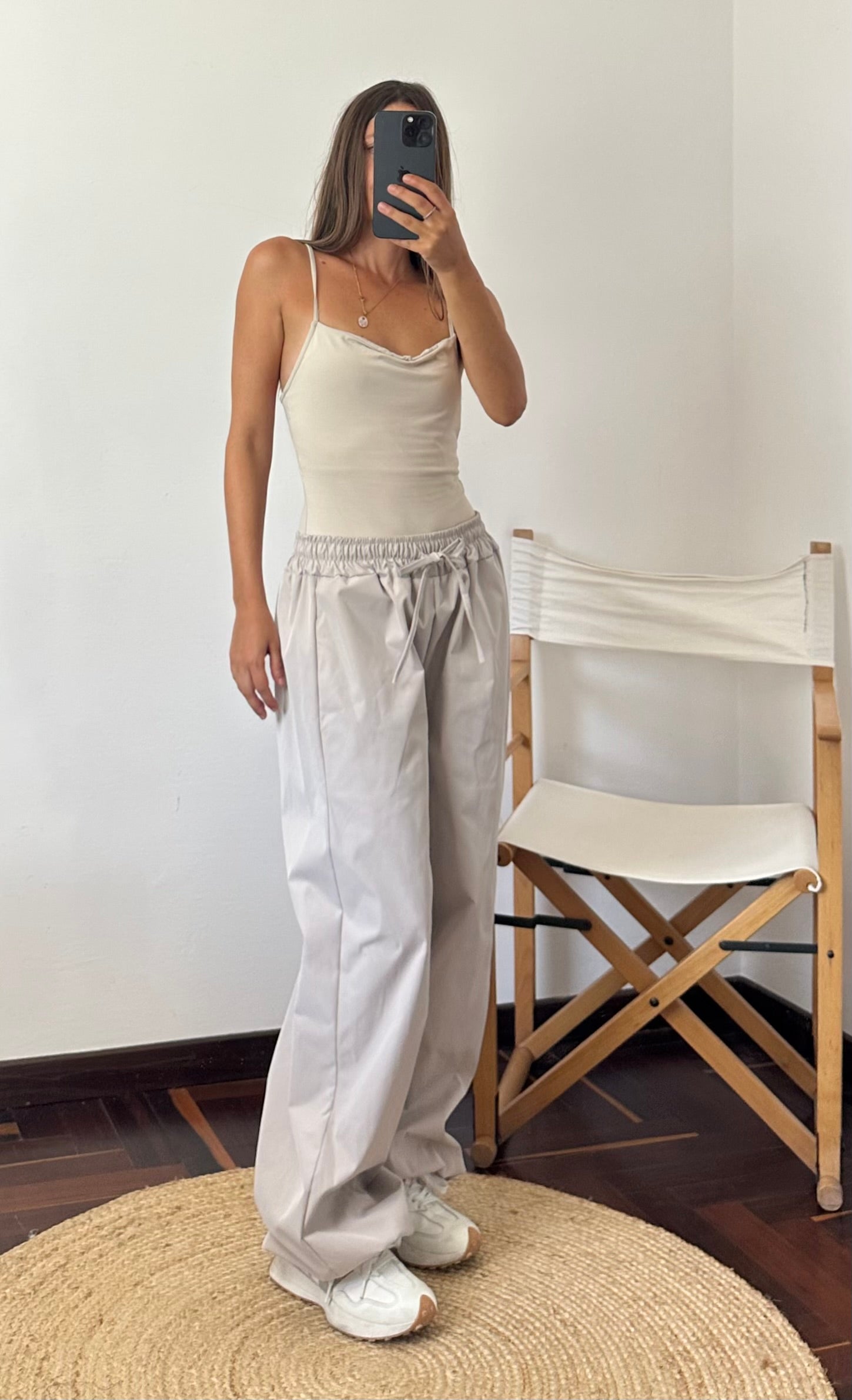 PANTALONE PARACHUTE FANGO