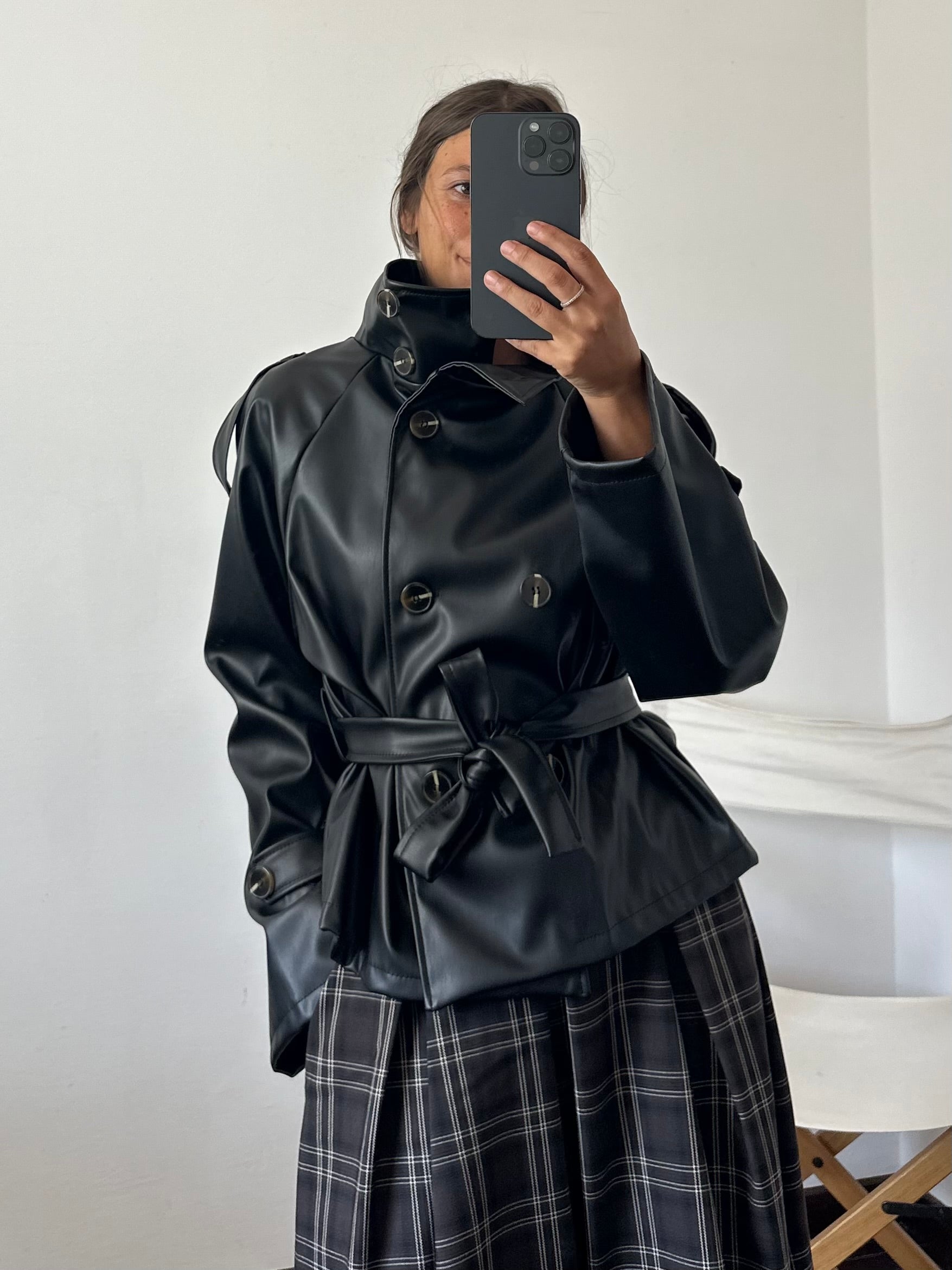 TRENCH in ecopelle nero