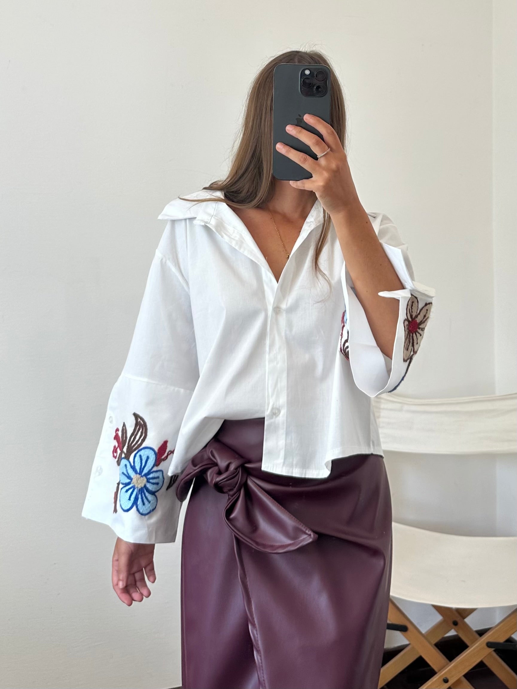 CAMICIA RICAMATA in COTONE BIANCA