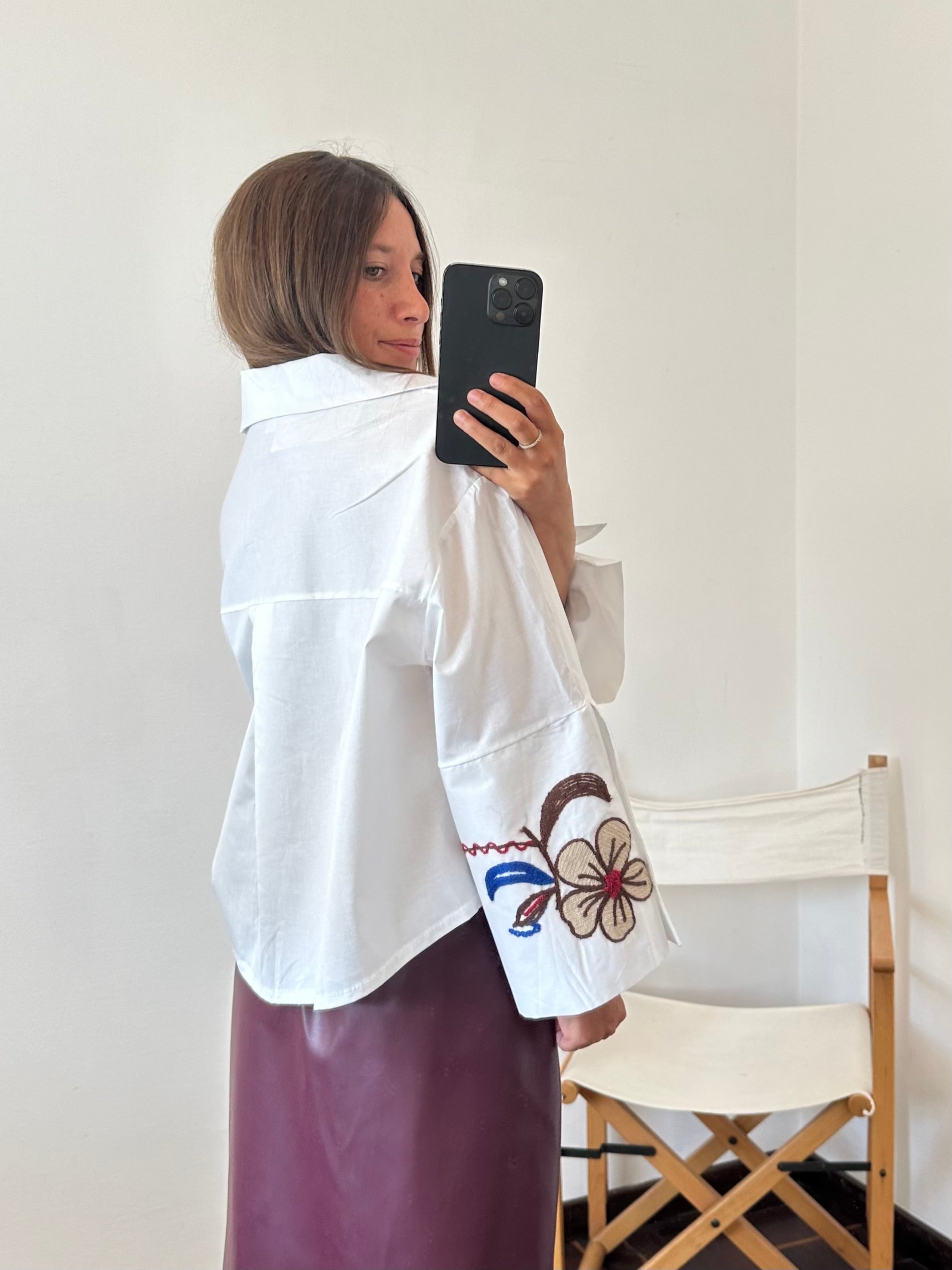 CAMICIA RICAMATA in COTONE BIANCA