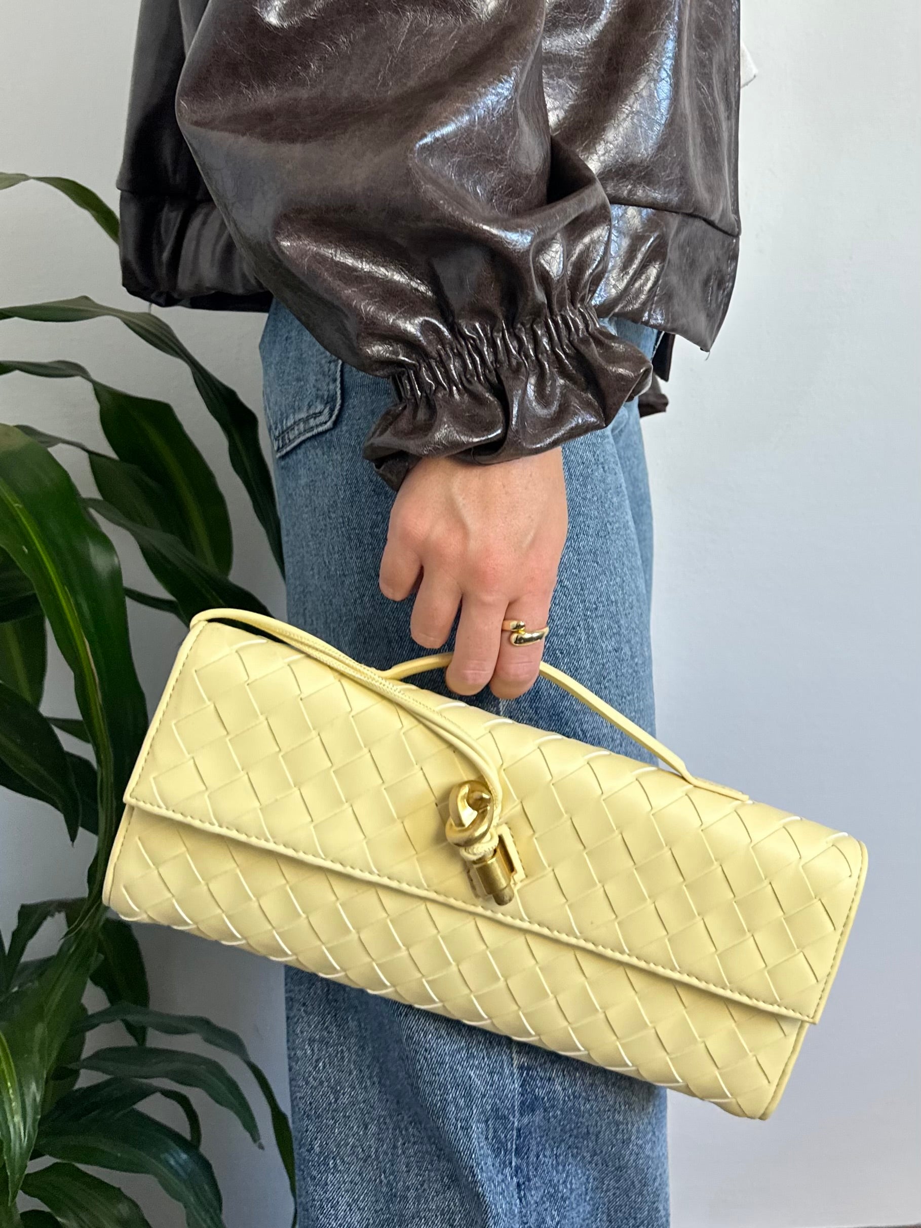 BORSA DIANA GIALLO PASTELLO