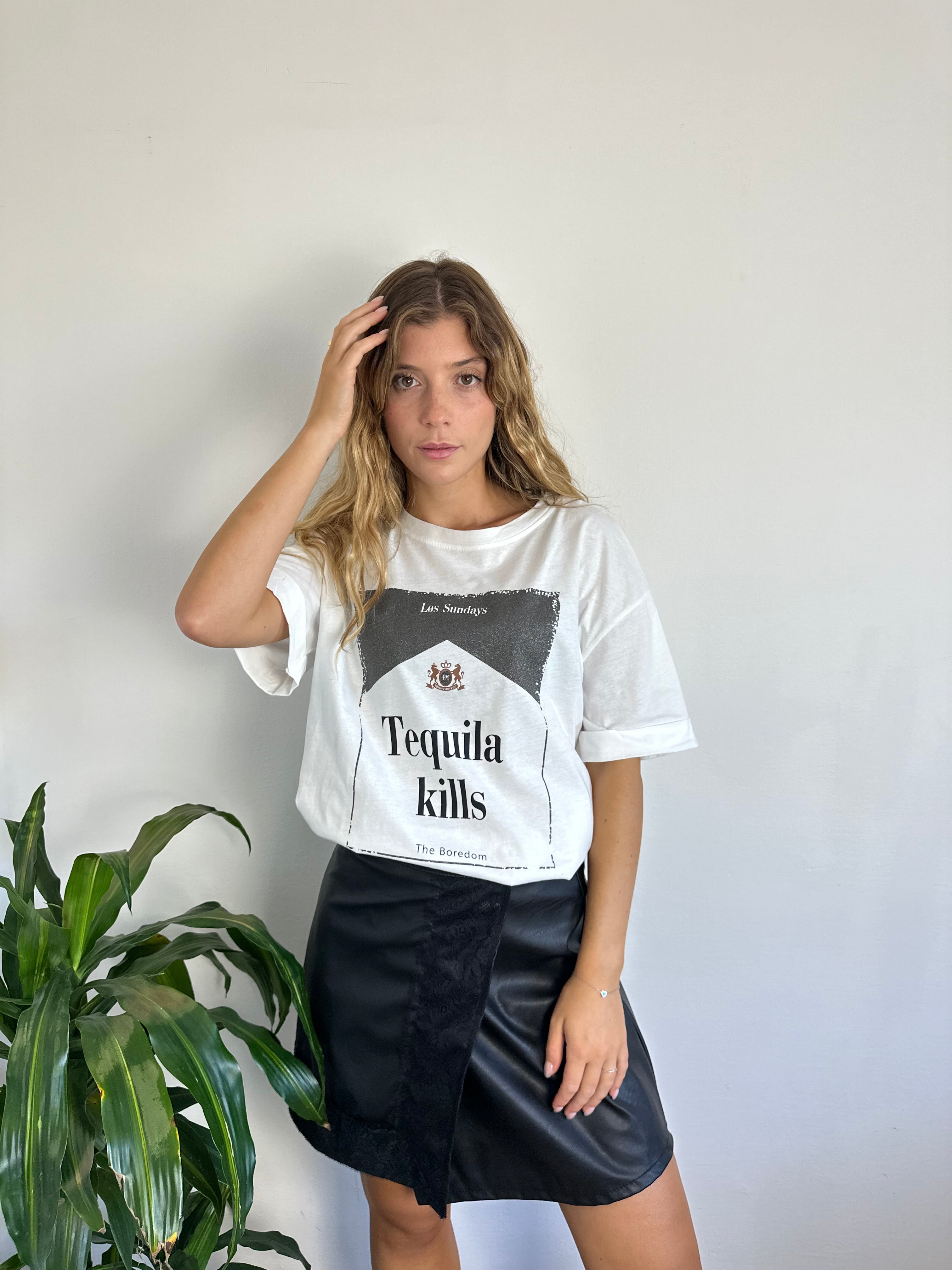 T-SHIRT 100% cotone “tequila” scritta nera